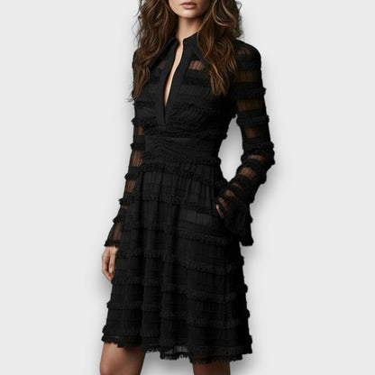 Vestido negro de encaje con volantes «Parisa»